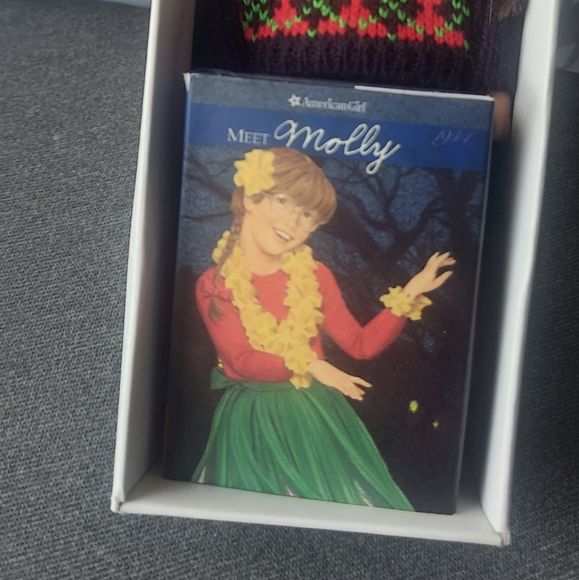 Mini American Girl "Molly" Doll - Picture 6 of 16